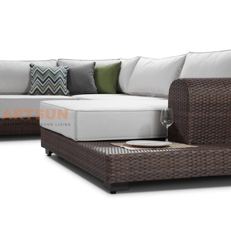 Modern European Outdoor Rattan Sectional Sofa Set with Coffee Table