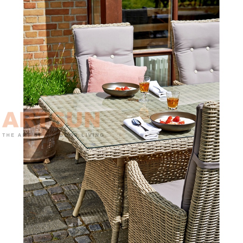 Rattan Dining Set with Tempered Glass Table Top and High Back Rattan Dining Chairs