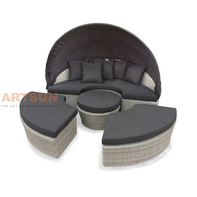 Sectional Design Outdoor Furniture Big Size Rattan Sunbed