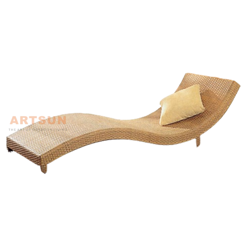 Modern Outdoor Reclining Rattan Sun Lounger for Spa and Garden
