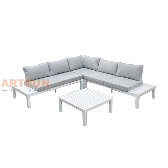 Modern Segmented Modular Outdoor Sofa