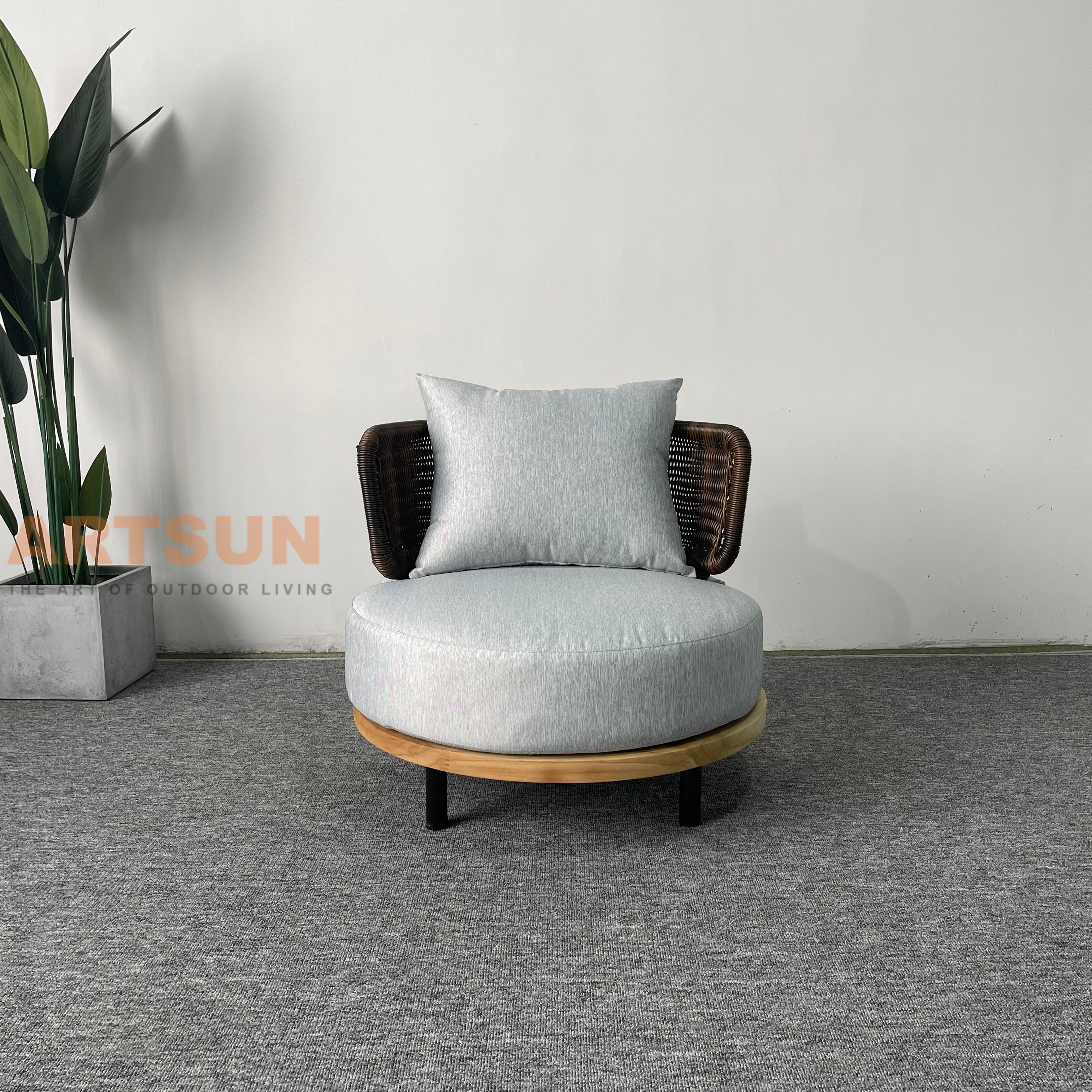 High Quality Rattan Wicker Garden Sofa Set with Cushion