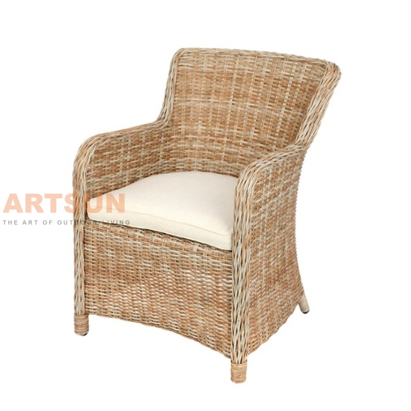 Comfortable Woven Wicker Patio Armchair for Hotel Garden