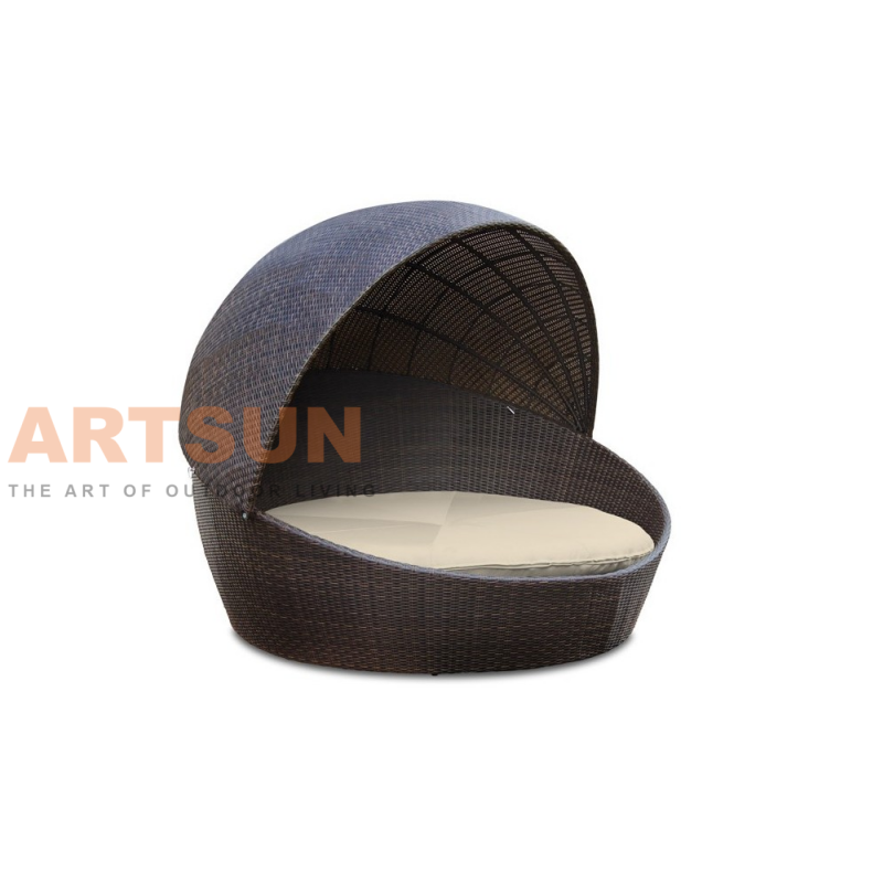 Round Woven Rattan Daybed with Canopy