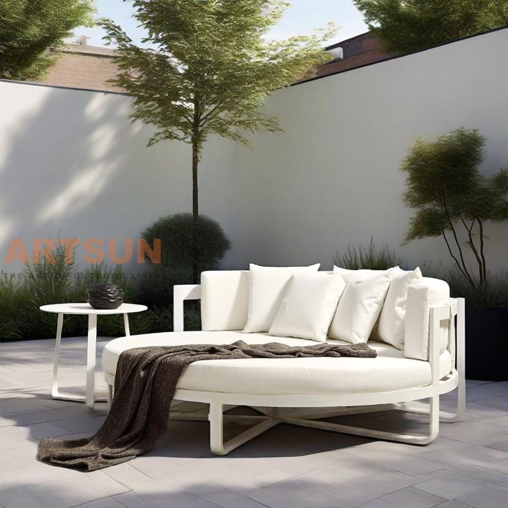 Modern Outdoor Round Sofa with Rope Backrest and Cushions