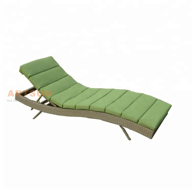 High-End Reclining Rattan Lounger with Mattress for Luxury Hospitality Projects