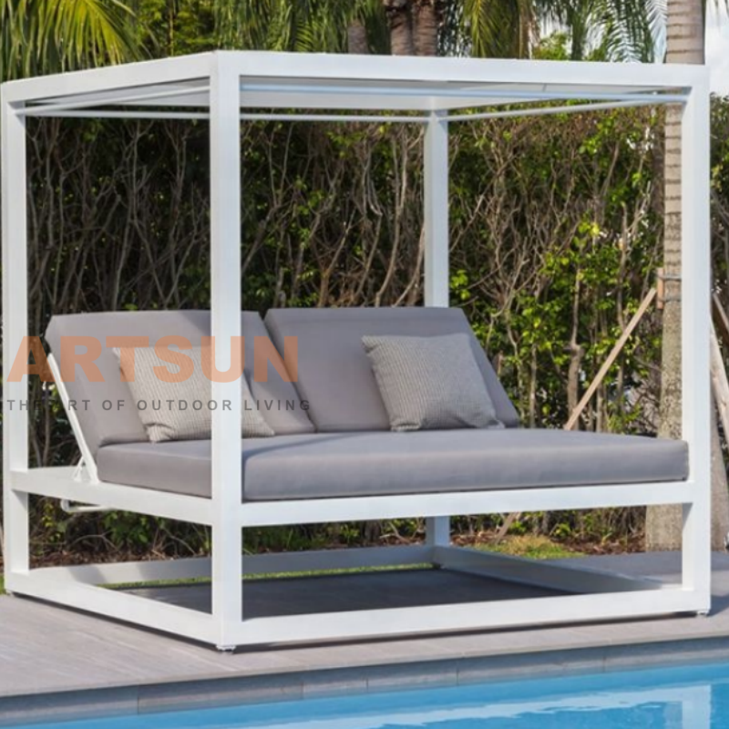 Outdoor Double Daybed with Canopy