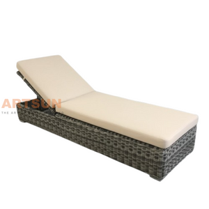  Reclining Synthetic Rattan Sun Lounger for Hotel Villa with Cushion