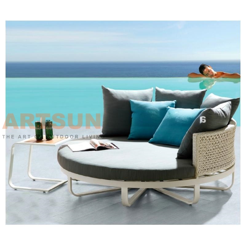 Aluminum Round Daybed with Woven Rope