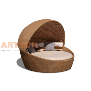 Round Woven Rattan Daybed with Canopy