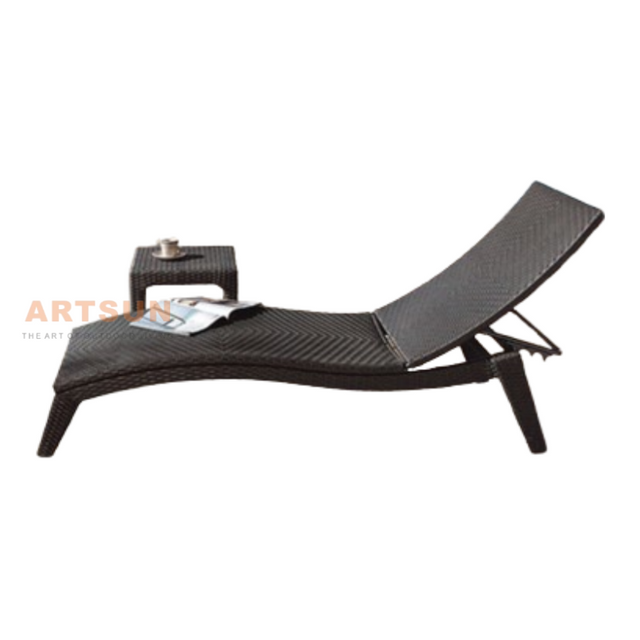 All-Weather Rattan Outdoor Sun Lounger with Adjustable Backrest for Spa