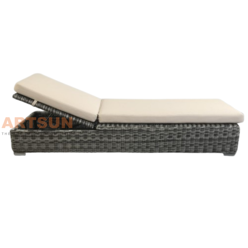  Reclining Synthetic Rattan Sun Lounger for Hotel Villa with Cushion