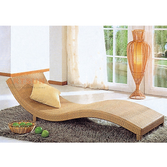 Modern Outdoor Reclining Rattan Sun Lounger for Spa and Garden