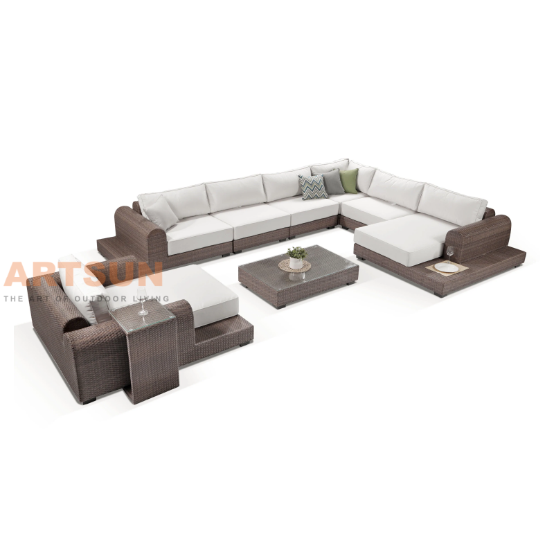 Modern European Outdoor Rattan Sectional Sofa Set with Coffee Table