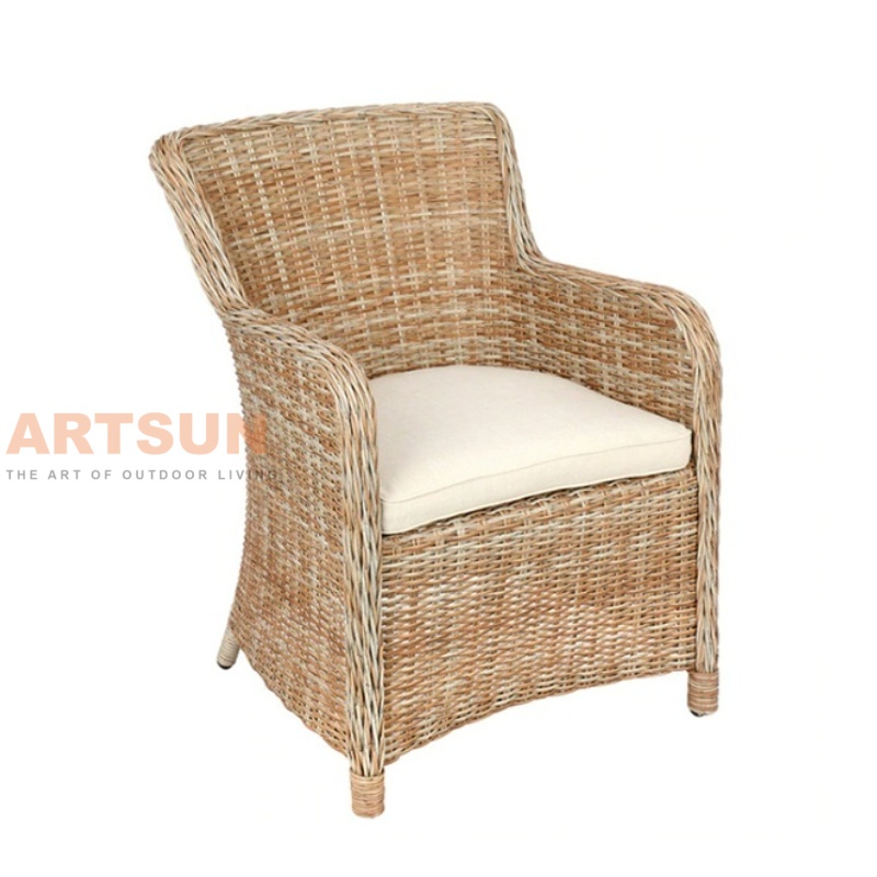Comfortable Woven Wicker Patio Armchair for Hotel Garden